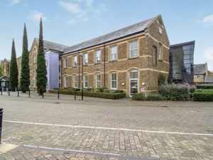 HEALTH CLUB WITH INDOOR POOL- click for photo gallery